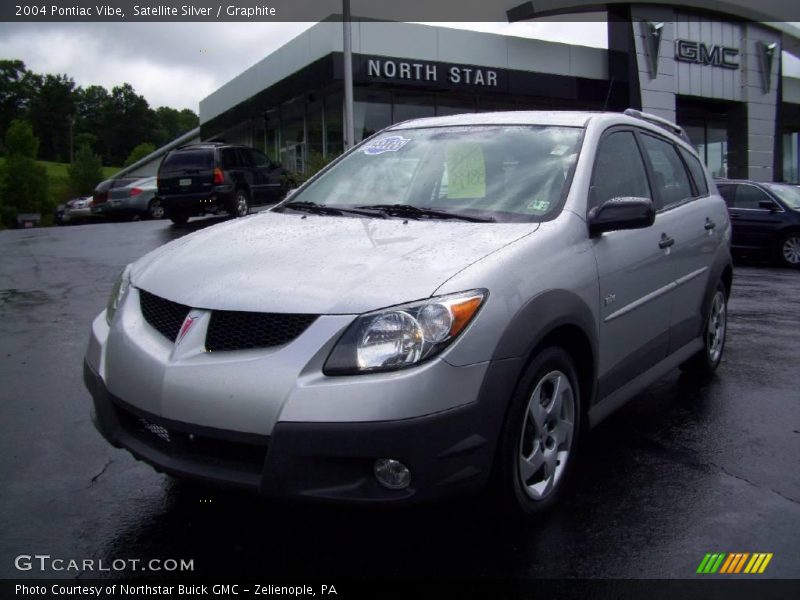 Satellite Silver / Graphite 2004 Pontiac Vibe