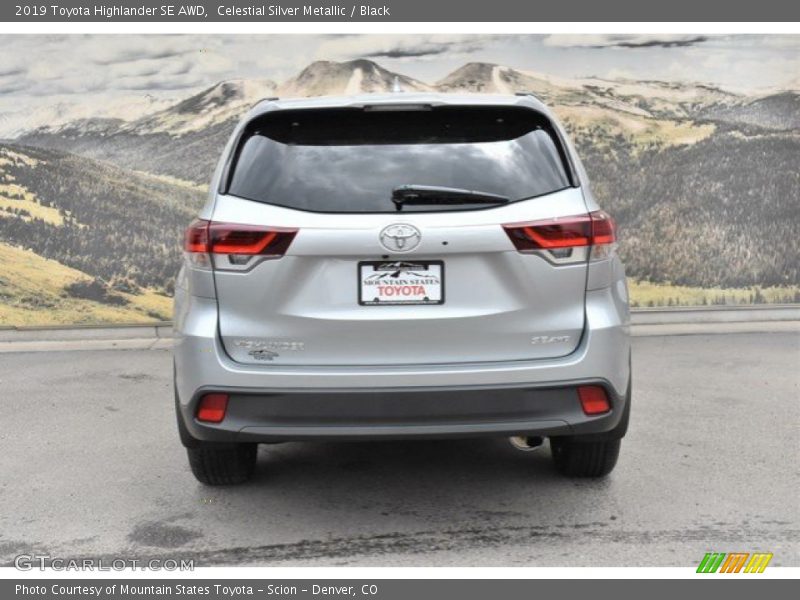 Celestial Silver Metallic / Black 2019 Toyota Highlander SE AWD