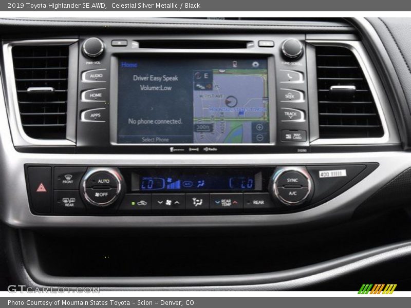 Celestial Silver Metallic / Black 2019 Toyota Highlander SE AWD