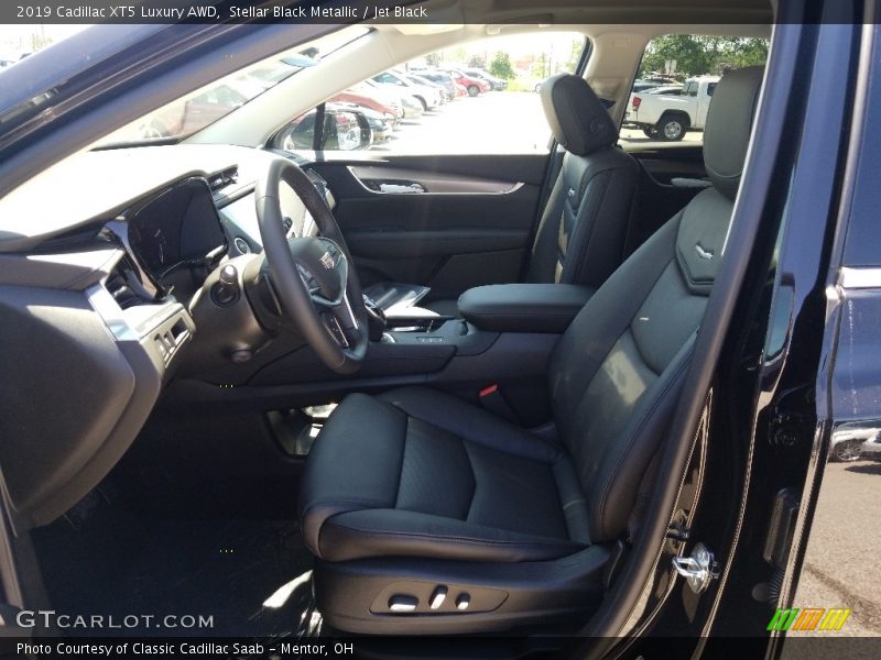 Stellar Black Metallic / Jet Black 2019 Cadillac XT5 Luxury AWD