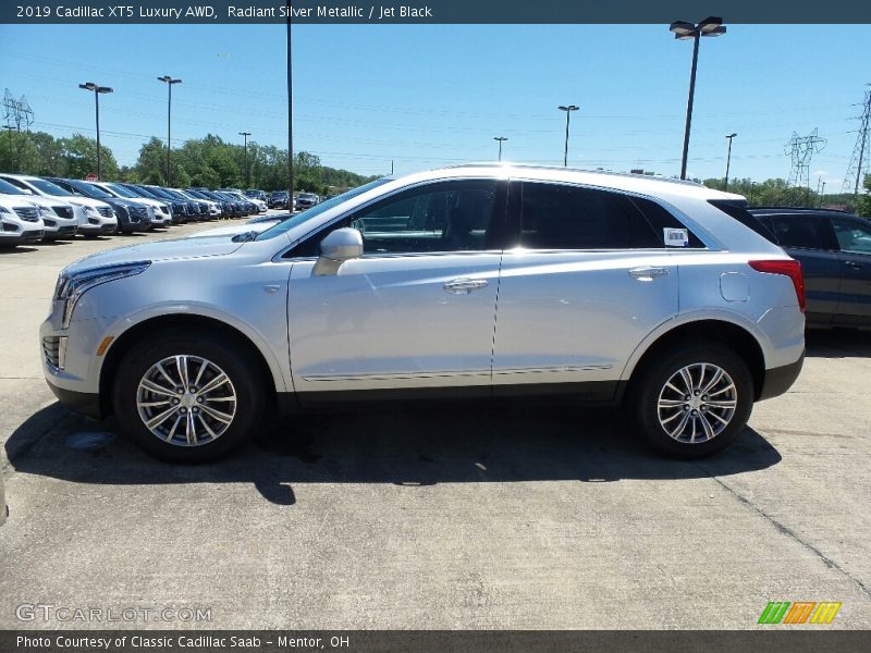 Radiant Silver Metallic / Jet Black 2019 Cadillac XT5 Luxury AWD