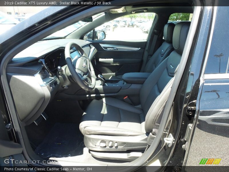 Stellar Black Metallic / Jet Black 2019 Cadillac XT5 Luxury AWD