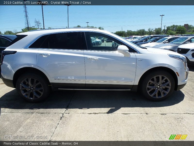 Crystal White Tricoat / Cirrus 2019 Cadillac XT5 Luxury AWD