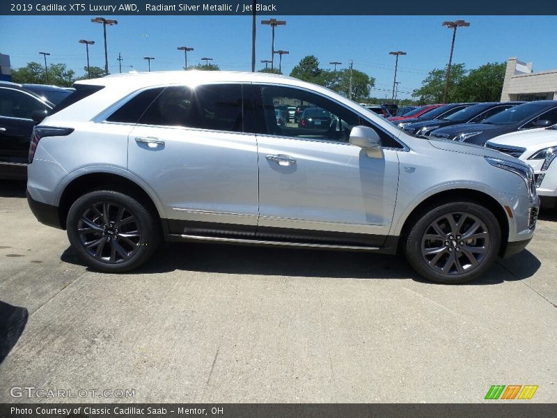 Radiant Silver Metallic / Jet Black 2019 Cadillac XT5 Luxury AWD