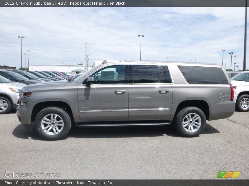 Pepperdust Metallic / Jet Black 2019 Chevrolet Suburban LT 4WD