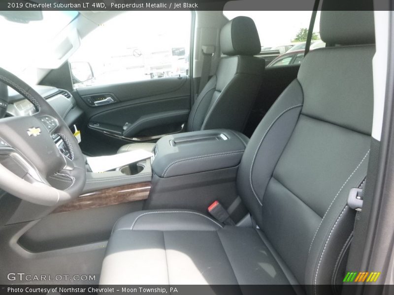 Pepperdust Metallic / Jet Black 2019 Chevrolet Suburban LT 4WD