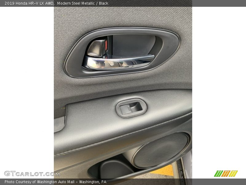 Modern Steel Metallic / Black 2019 Honda HR-V LX AWD
