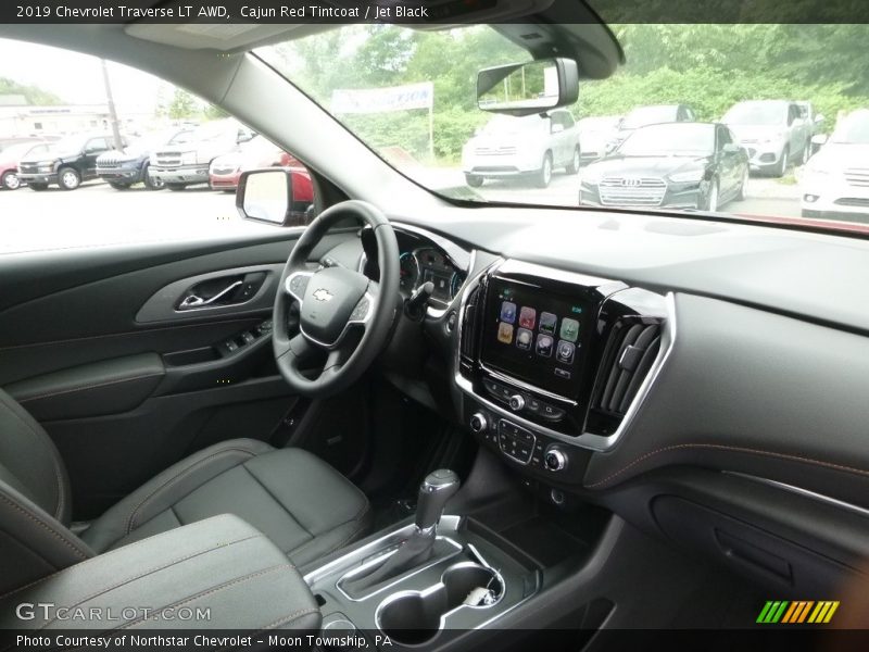 Cajun Red Tintcoat / Jet Black 2019 Chevrolet Traverse LT AWD