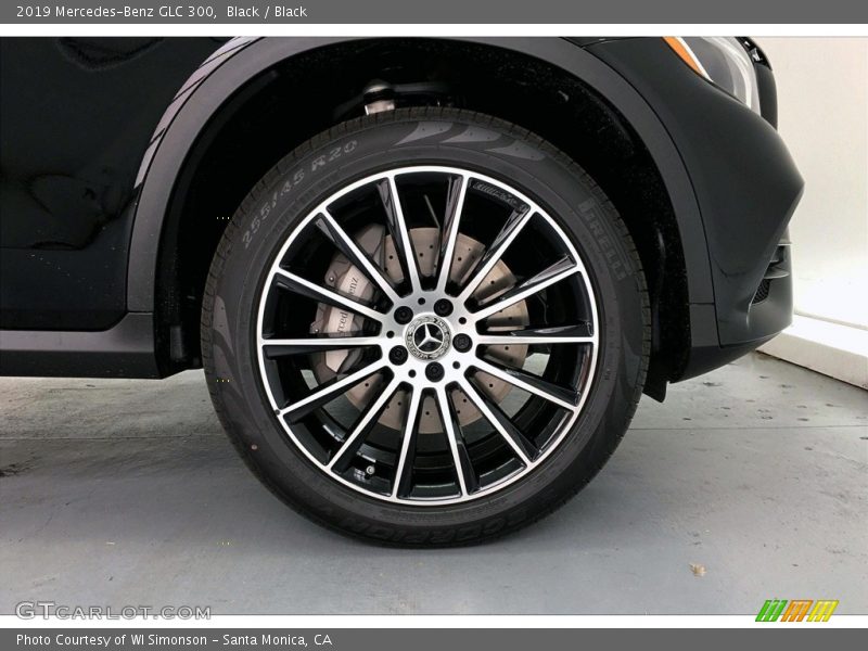 Black / Black 2019 Mercedes-Benz GLC 300
