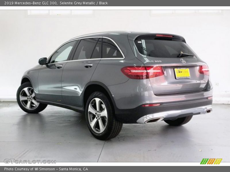 Selenite Grey Metallic / Black 2019 Mercedes-Benz GLC 300