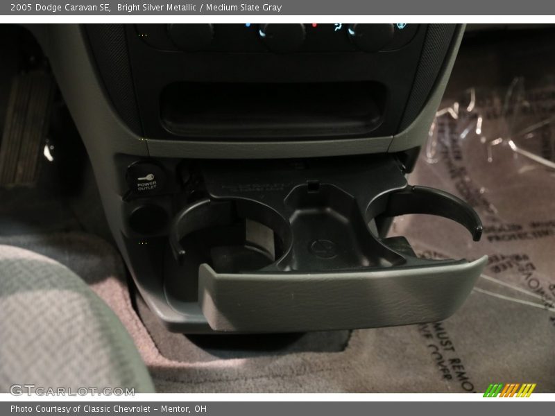 Bright Silver Metallic / Medium Slate Gray 2005 Dodge Caravan SE