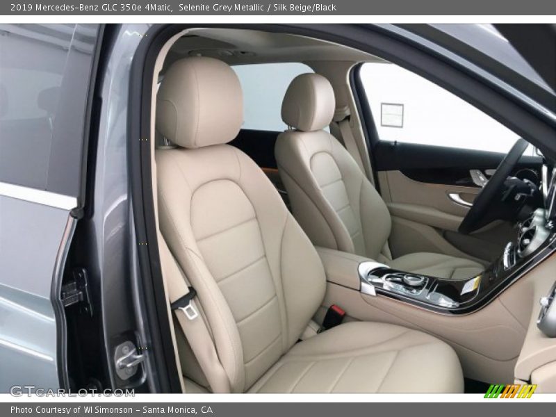 Selenite Grey Metallic / Silk Beige/Black 2019 Mercedes-Benz GLC 350e 4Matic