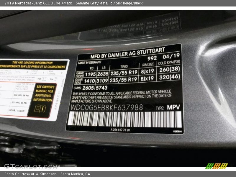 Selenite Grey Metallic / Silk Beige/Black 2019 Mercedes-Benz GLC 350e 4Matic