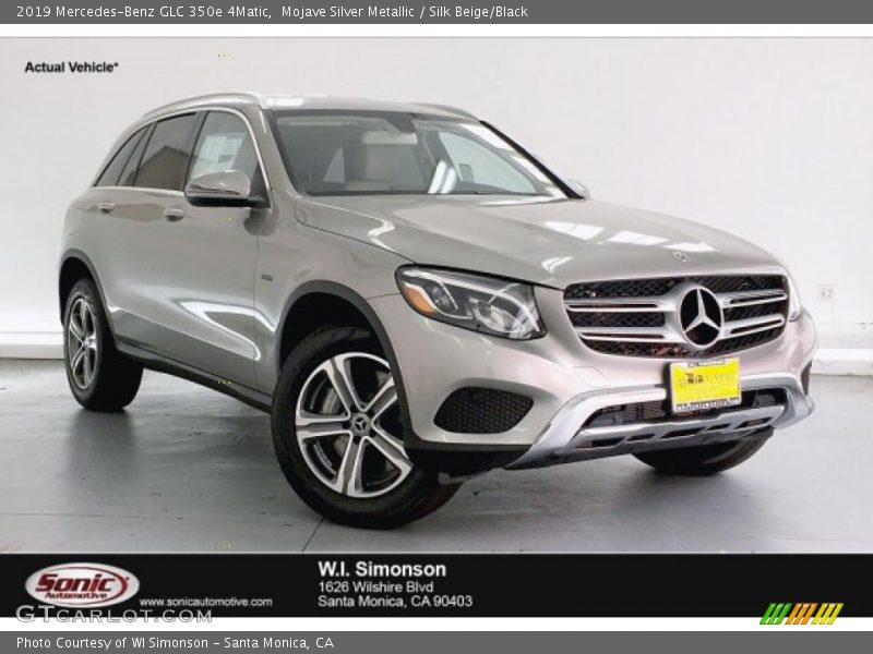 Mojave Silver Metallic / Silk Beige/Black 2019 Mercedes-Benz GLC 350e 4Matic