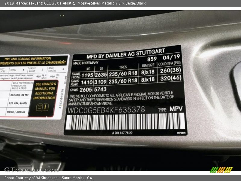 Mojave Silver Metallic / Silk Beige/Black 2019 Mercedes-Benz GLC 350e 4Matic