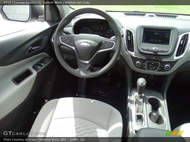 Summit White / Medium Ash Gray 2019 Chevrolet Equinox LS