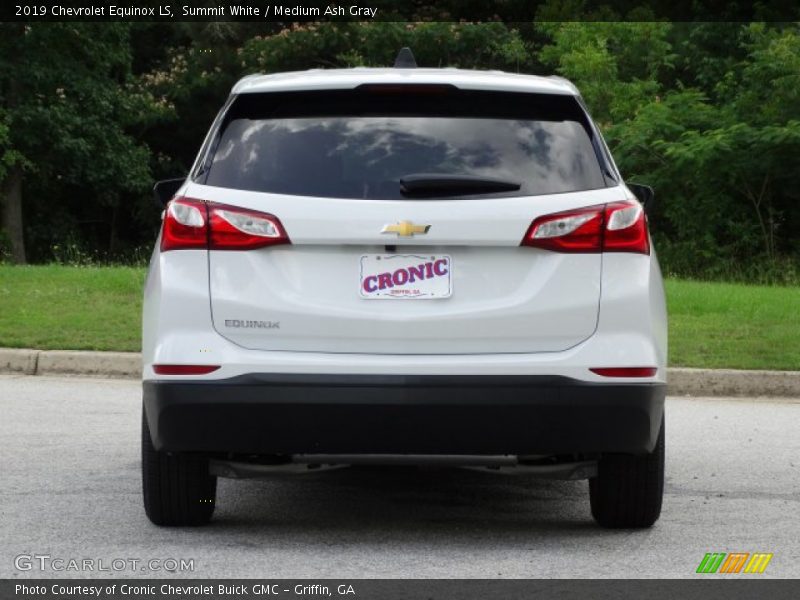 Summit White / Medium Ash Gray 2019 Chevrolet Equinox LS