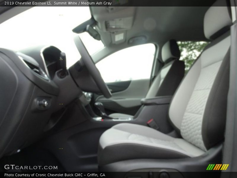Summit White / Medium Ash Gray 2019 Chevrolet Equinox LS