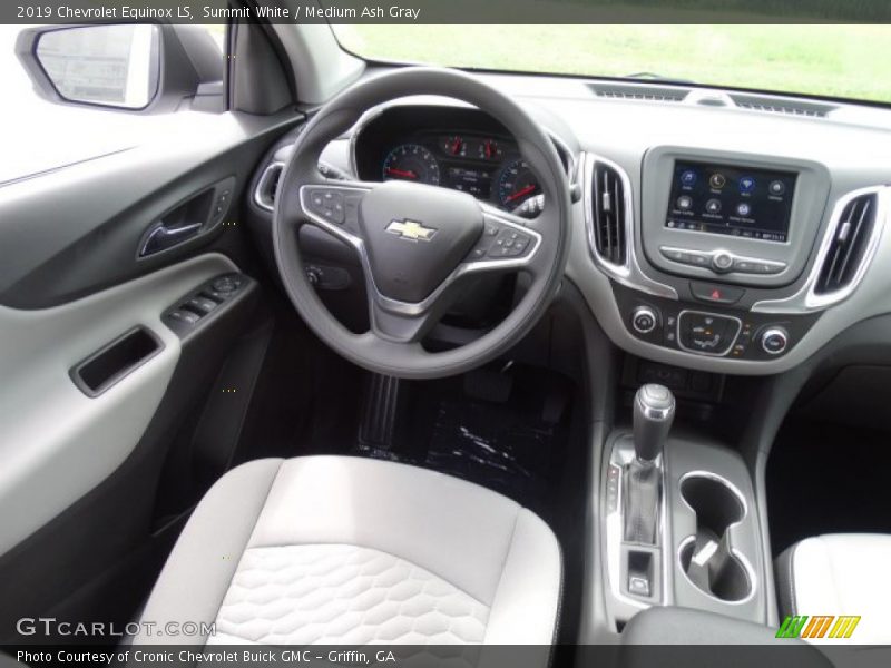 Summit White / Medium Ash Gray 2019 Chevrolet Equinox LS