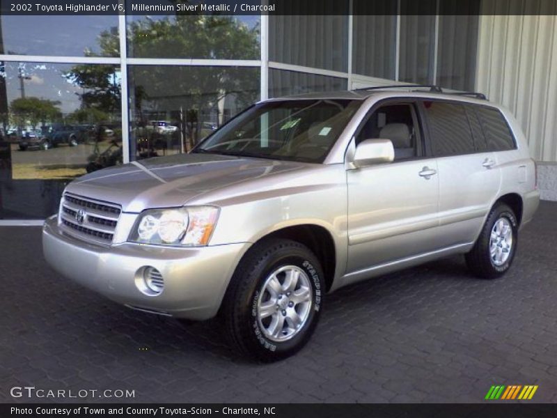 Millennium Silver Metallic / Charcoal 2002 Toyota Highlander V6