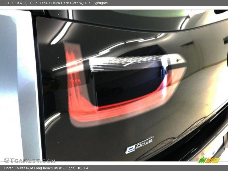 Fluid Black / Deka Dark Cloth w/Blue Highlights 2017 BMW i3
