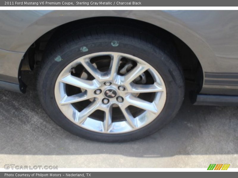 Sterling Gray Metallic / Charcoal Black 2011 Ford Mustang V6 Premium Coupe