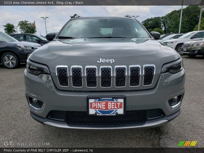 Sting-Gray / Black 2019 Jeep Cherokee Limited 4x4