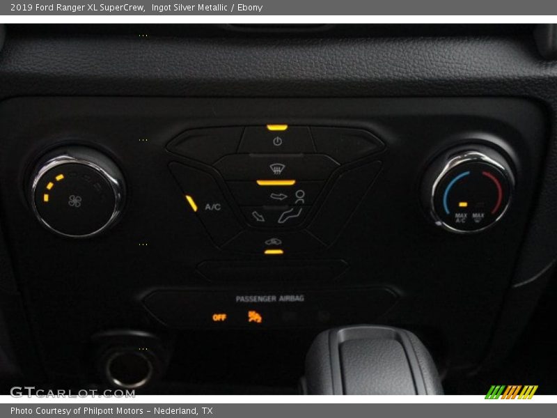 Ingot Silver Metallic / Ebony 2019 Ford Ranger XL SuperCrew