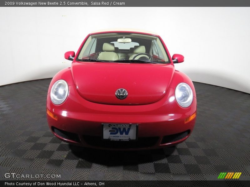 Salsa Red / Cream 2009 Volkswagen New Beetle 2.5 Convertible