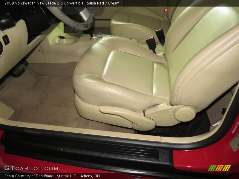 Salsa Red / Cream 2009 Volkswagen New Beetle 2.5 Convertible