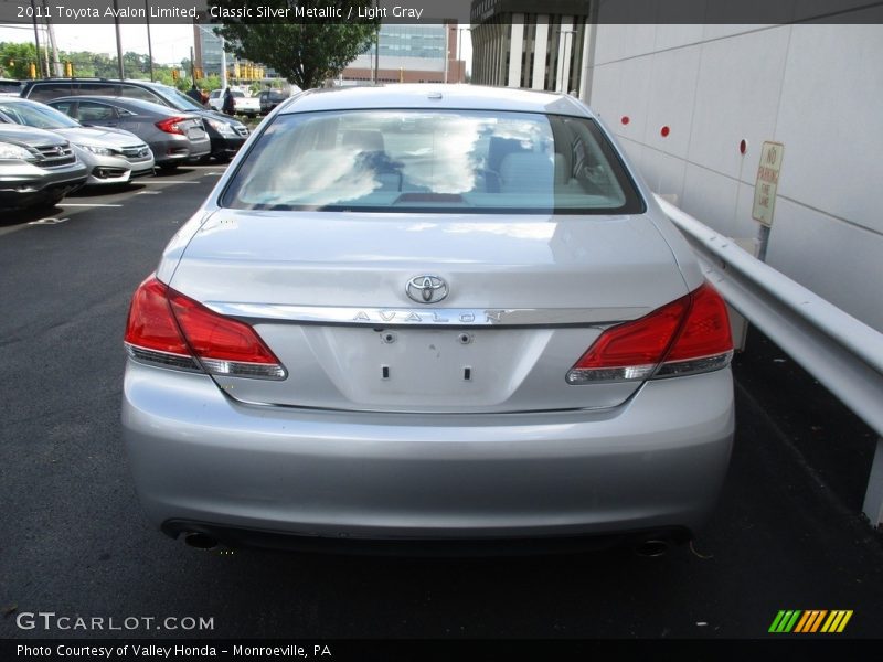 Classic Silver Metallic / Light Gray 2011 Toyota Avalon Limited