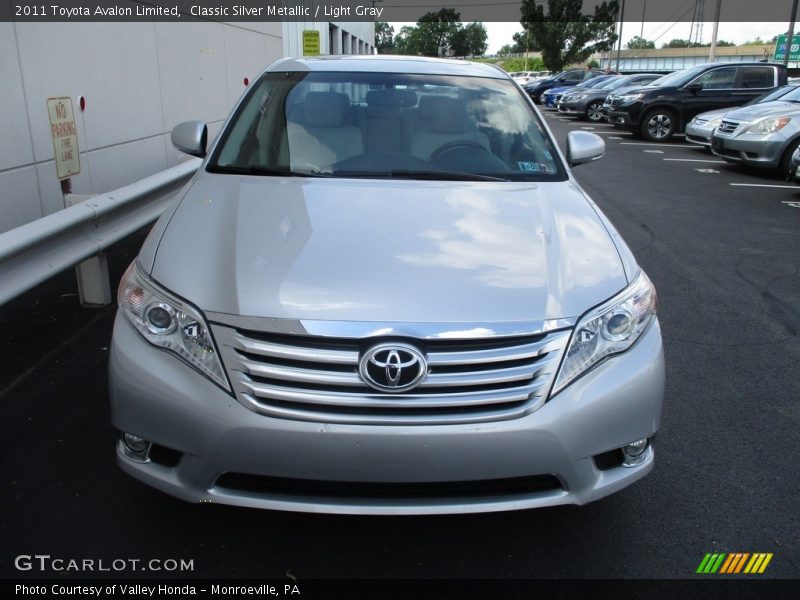 Classic Silver Metallic / Light Gray 2011 Toyota Avalon Limited