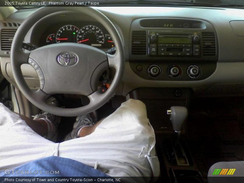 Phantom Gray Pearl / Taupe 2005 Toyota Camry LE