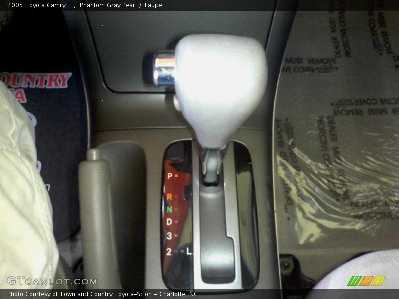 Phantom Gray Pearl / Taupe 2005 Toyota Camry LE