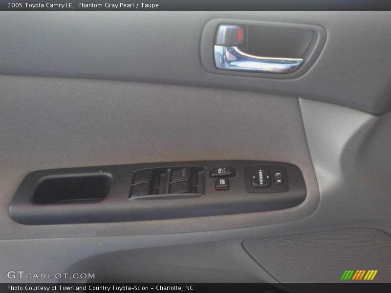 Phantom Gray Pearl / Taupe 2005 Toyota Camry LE