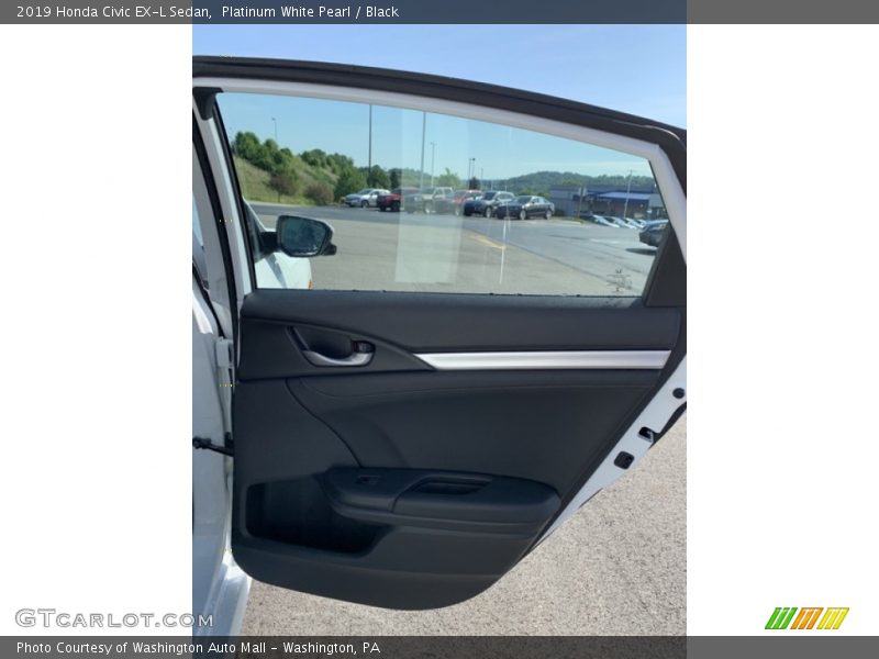 Platinum White Pearl / Black 2019 Honda Civic EX-L Sedan