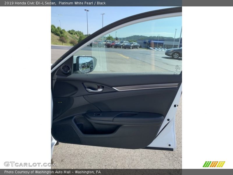 Platinum White Pearl / Black 2019 Honda Civic EX-L Sedan