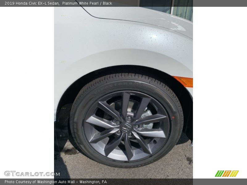 Platinum White Pearl / Black 2019 Honda Civic EX-L Sedan