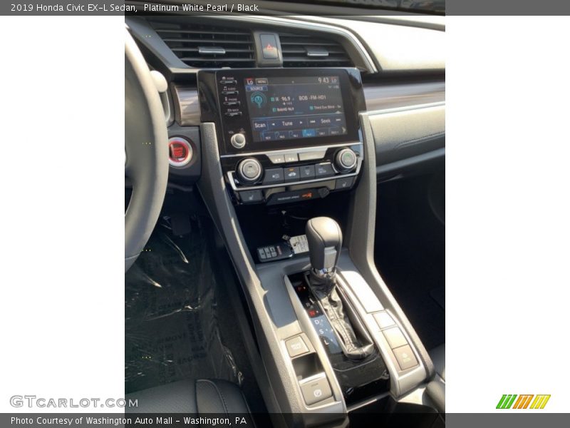 Platinum White Pearl / Black 2019 Honda Civic EX-L Sedan