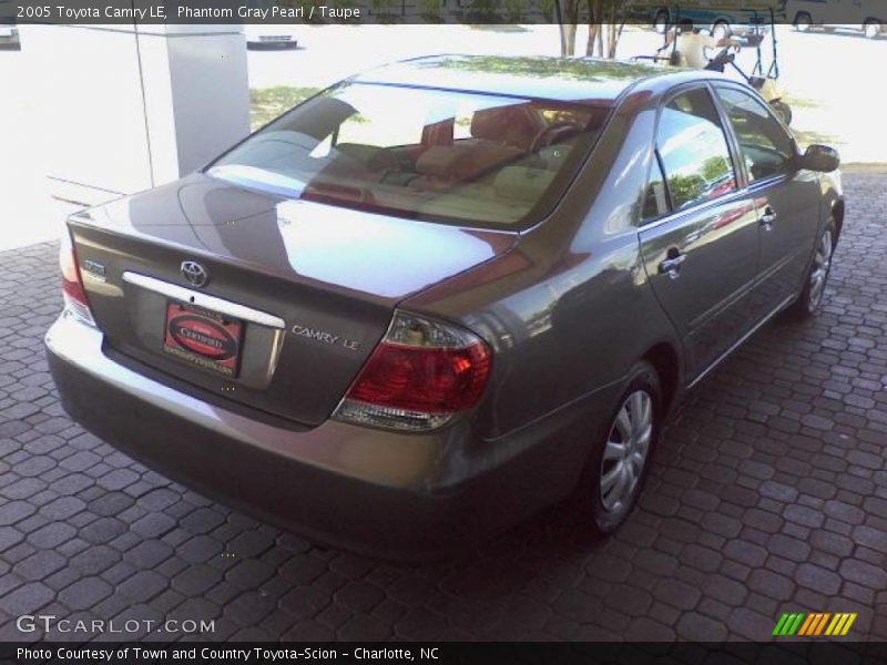 Phantom Gray Pearl / Taupe 2005 Toyota Camry LE
