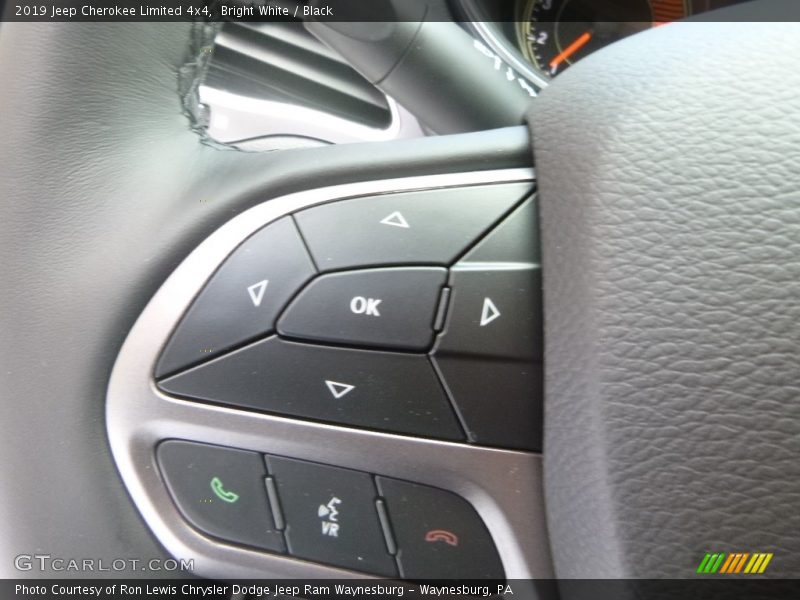 Bright White / Black 2019 Jeep Cherokee Limited 4x4
