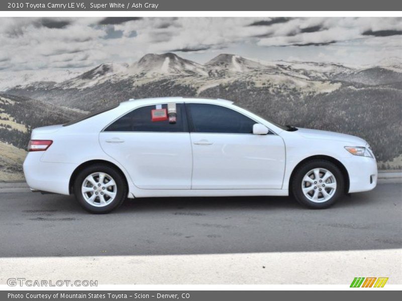 Super White / Ash Gray 2010 Toyota Camry LE V6