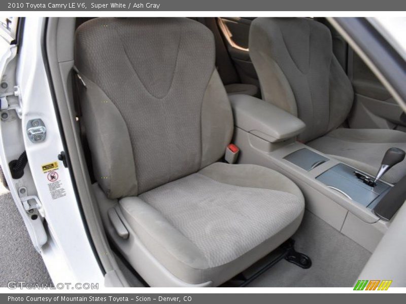 Super White / Ash Gray 2010 Toyota Camry LE V6
