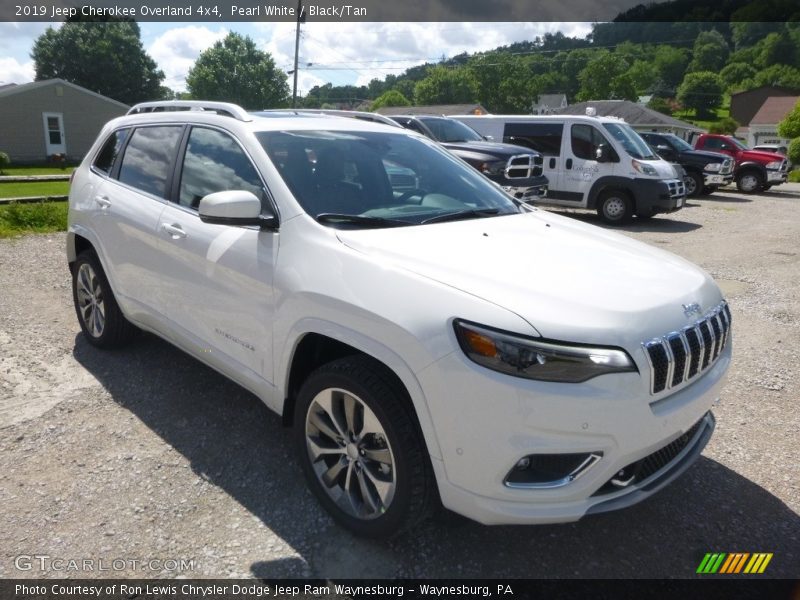 Pearl White / Black/Tan 2019 Jeep Cherokee Overland 4x4