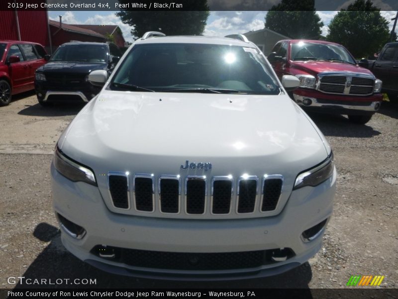 Pearl White / Black/Tan 2019 Jeep Cherokee Overland 4x4