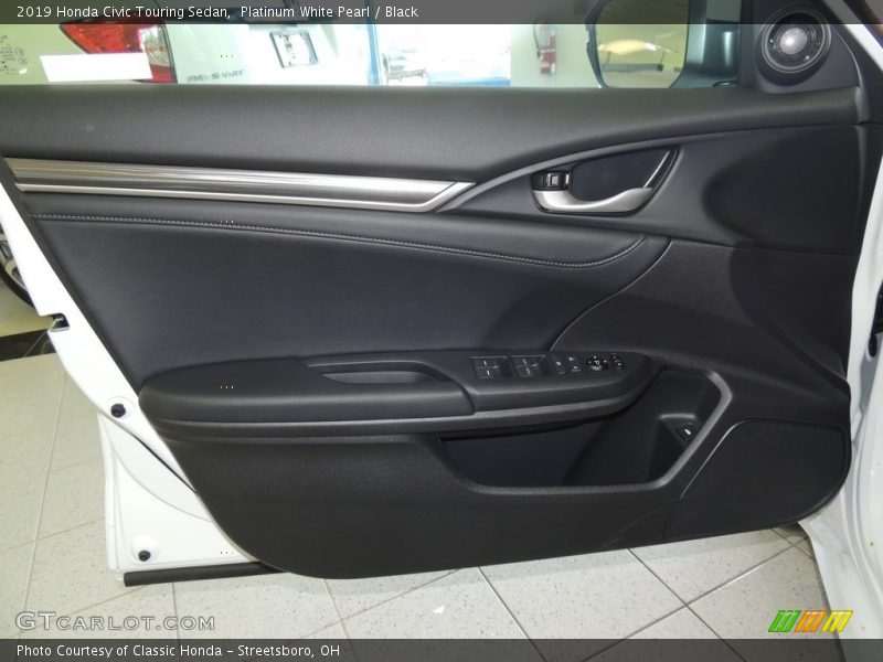 Platinum White Pearl / Black 2019 Honda Civic Touring Sedan
