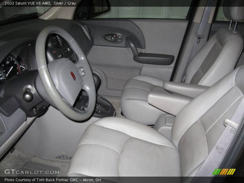 Silver / Gray 2003 Saturn VUE V6 AWD