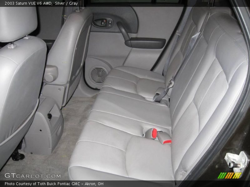 Silver / Gray 2003 Saturn VUE V6 AWD
