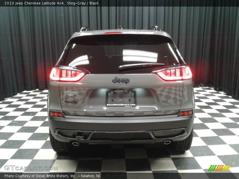 Sting-Gray / Black 2019 Jeep Cherokee Latitude 4x4