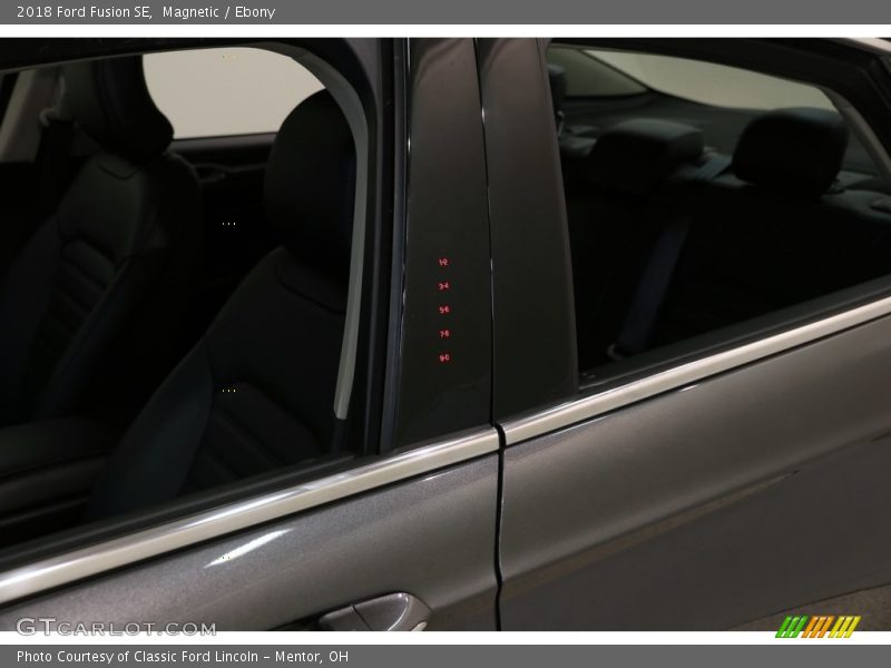 Magnetic / Ebony 2018 Ford Fusion SE